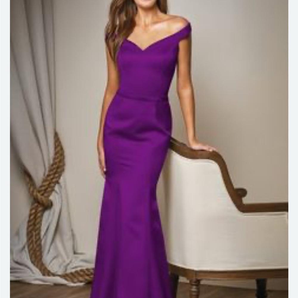 Chic Off-Shoulder Purple Maxi Dress